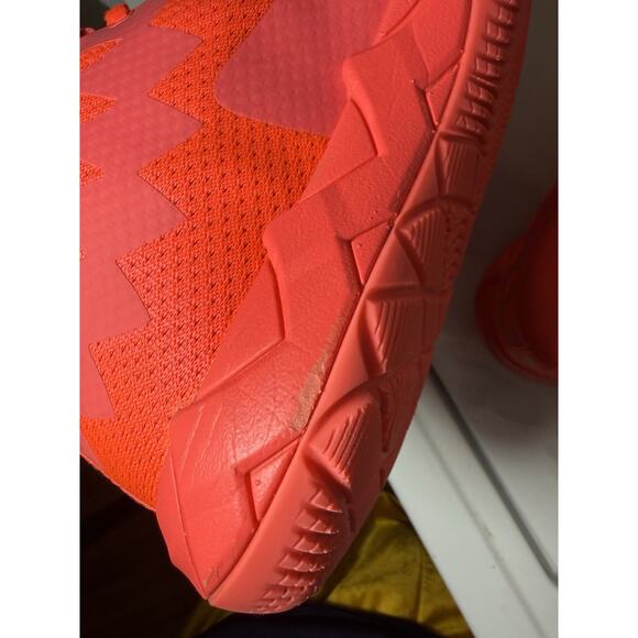 Puma MB.01 LaMelo Ball Red Breast Cancer Awareness Basketball Shoes 6.5 US - Picture 15 of 16